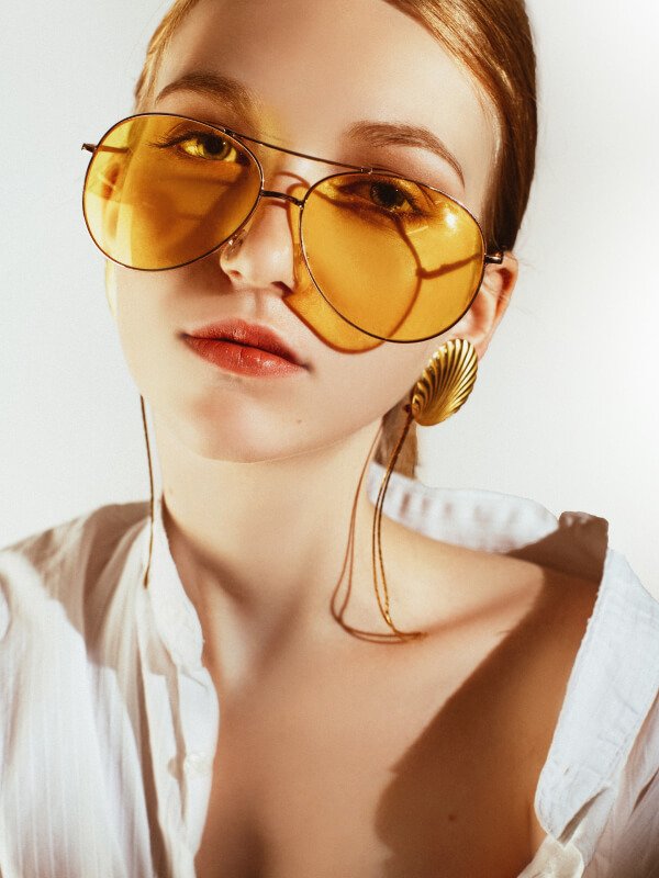 Despre Fashion Designer About Owner Img